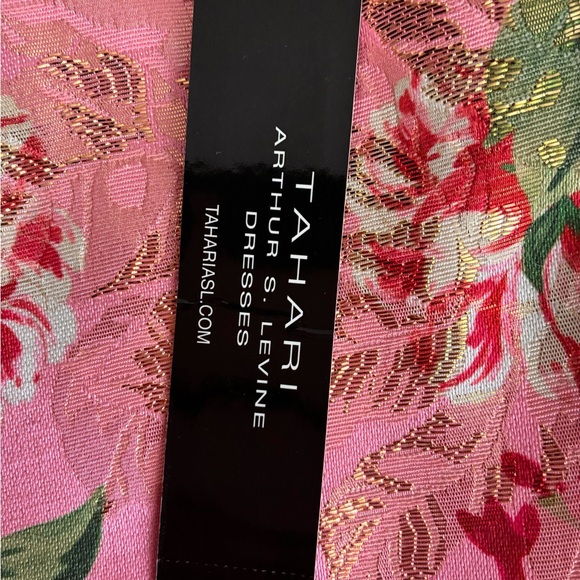 Tahari Blush Floral Midi Dress - Picture 4 of 6